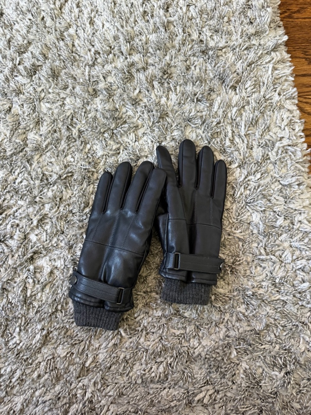 Men's Black Leather Winter Gloves with Knit Cuffs
